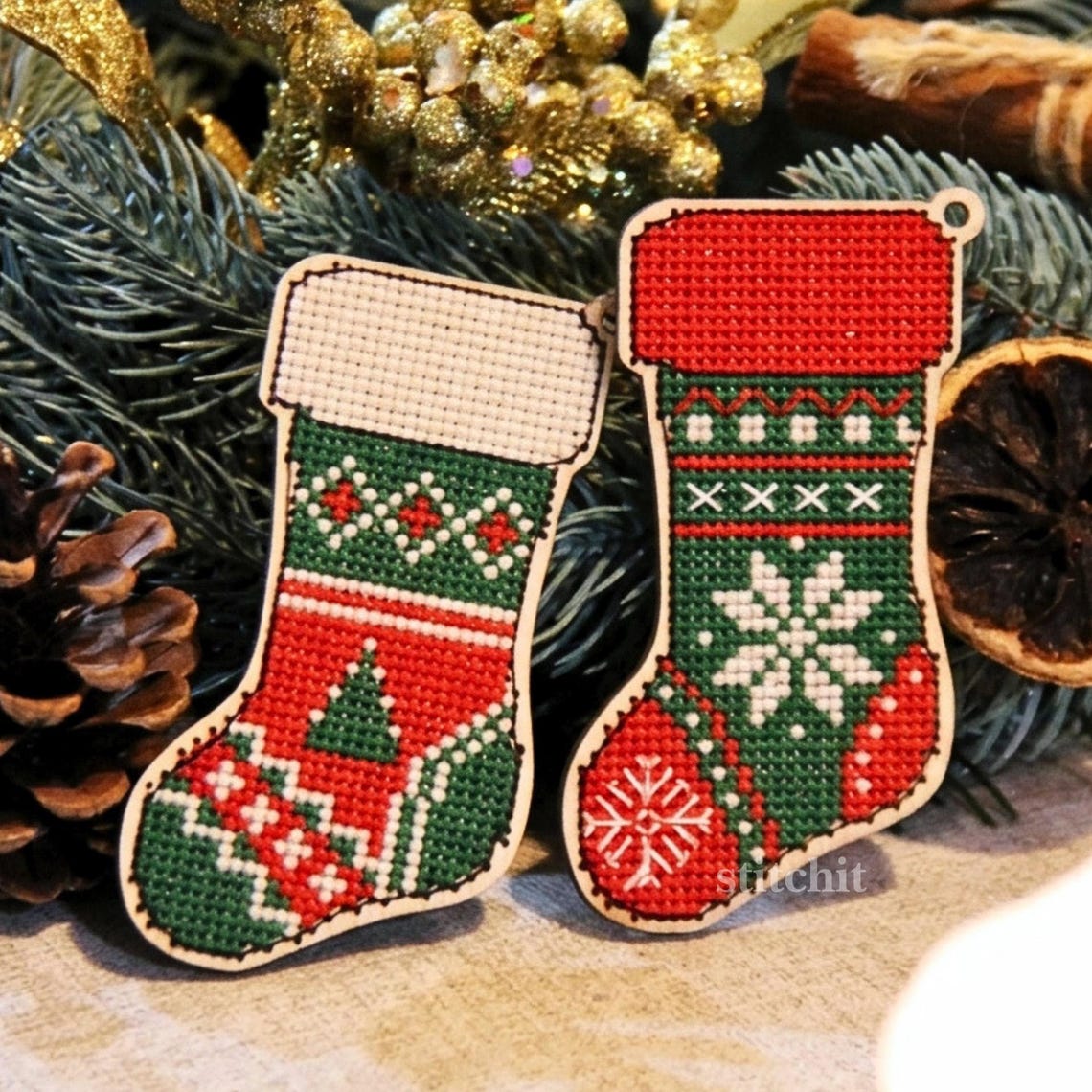 Small Embroidery Kit On Wood | Nordic Christmas Stocking | Product Preview