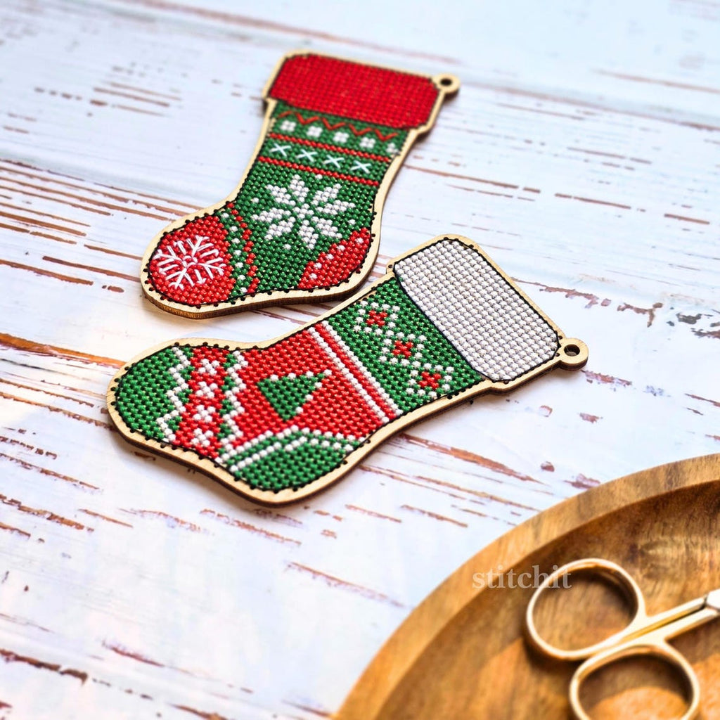 Small Embroidery Kit On Wood | Nordic Christmas Stocking | Product Preview
