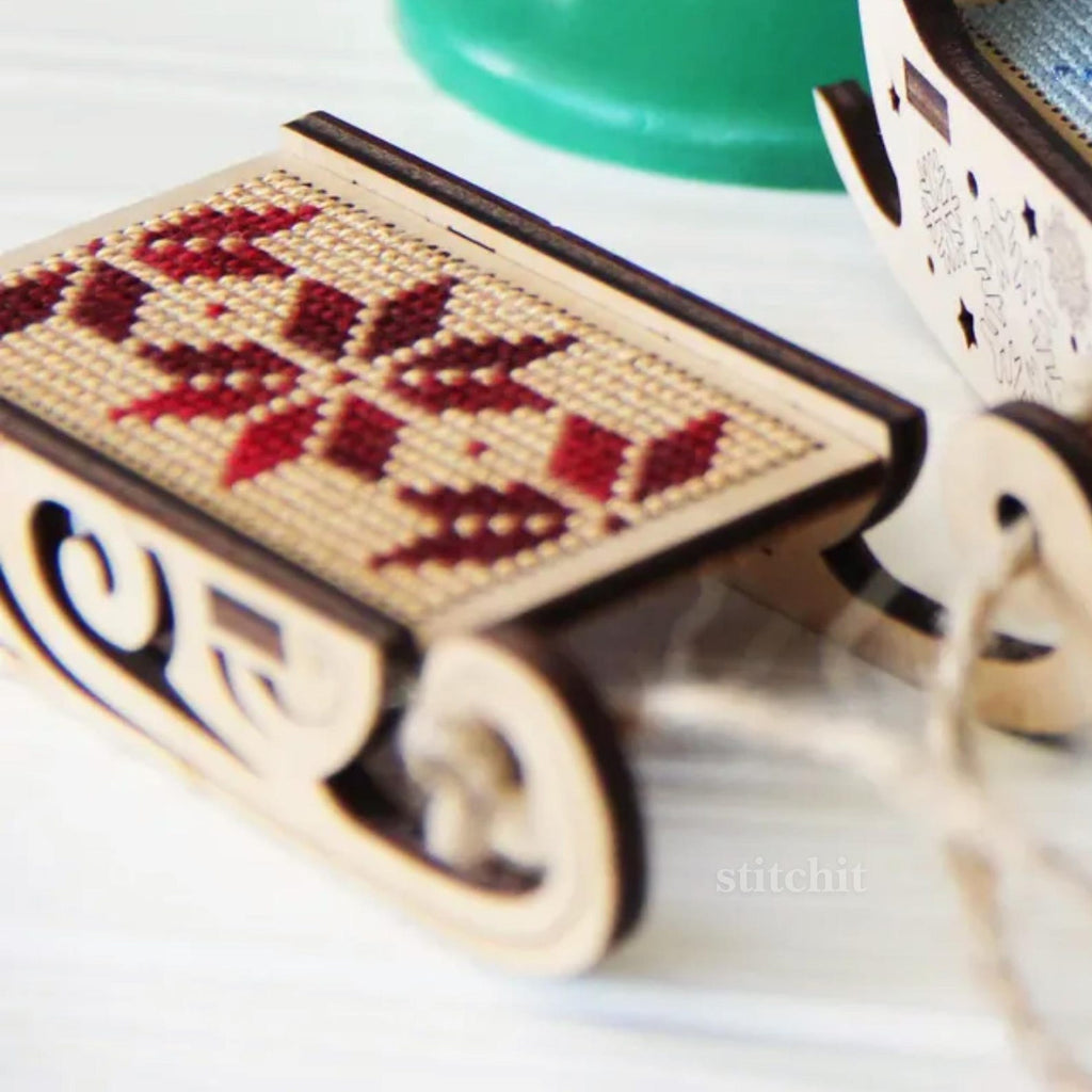 Beginner Embroidery Kit | Scandinavian Christmas Sleigh | Product Closeup