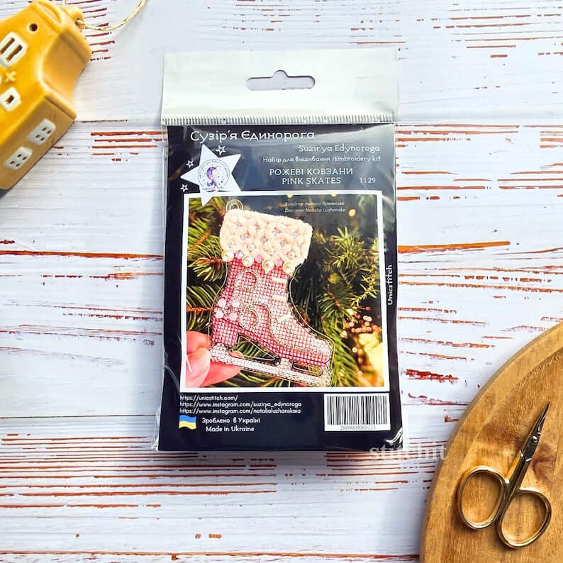 Modern Embroidery Kit On Plastic | Pink Ice Skate | Packaging