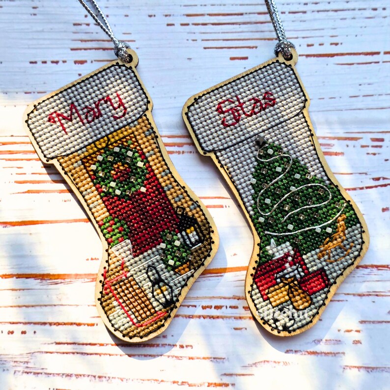 Small Embroidery Kit On Wood | Christmas Stocking | Beaded | Product Preview