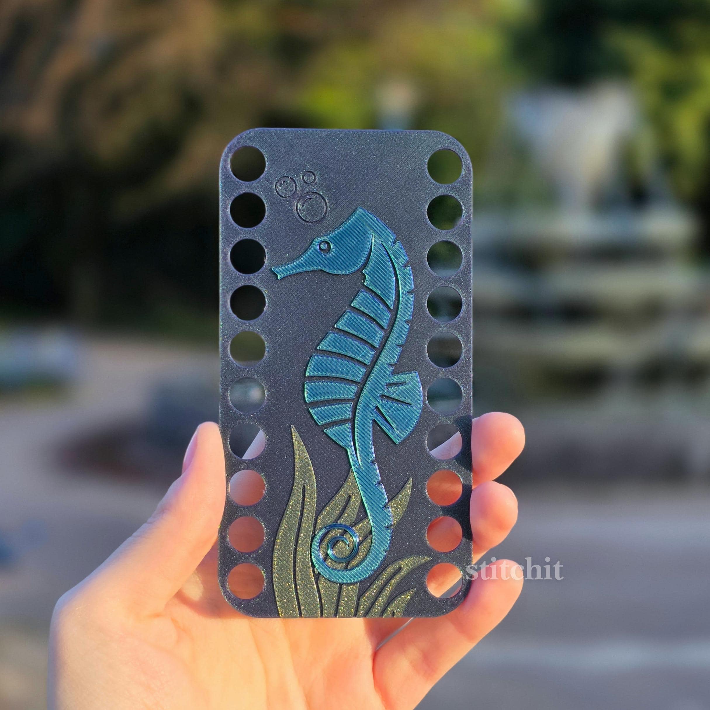Seahorse Thread Organiser 3D Printed | Embroidery & Cross Stitch Floss Holder